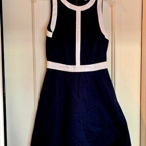 Sleeveless dress